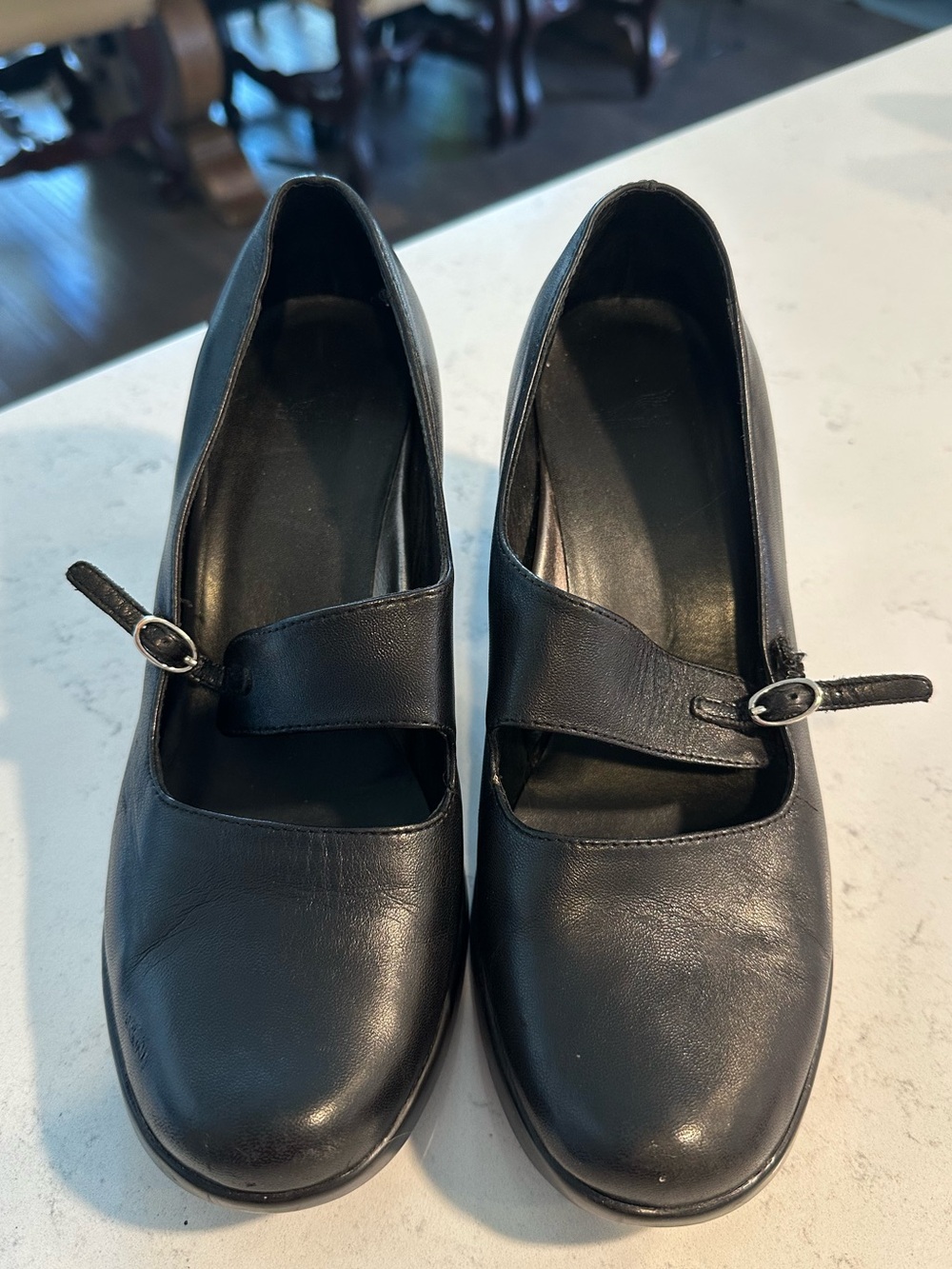 Dansko Classic Mary Jane Pumps - Black size 38